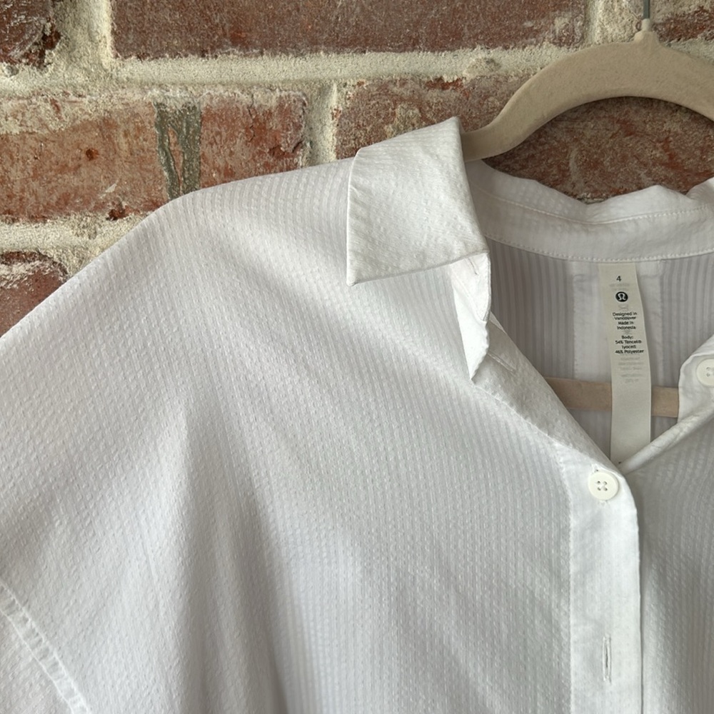 Women’s Lululemon Button-Down - image 4
